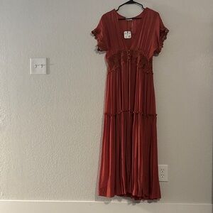 Bluivy Lace-Trim Tiered Maxi Dress in Rust